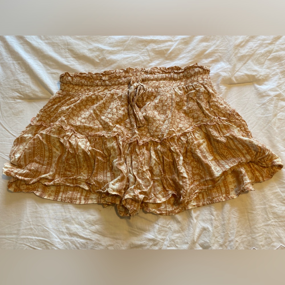 Peachy Floral Flowy Shorts